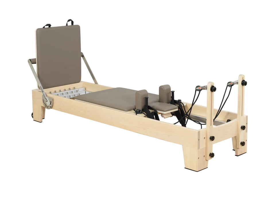 Altermed Elite Reformer® – Professionel Pilates Reformer i Ahorn
