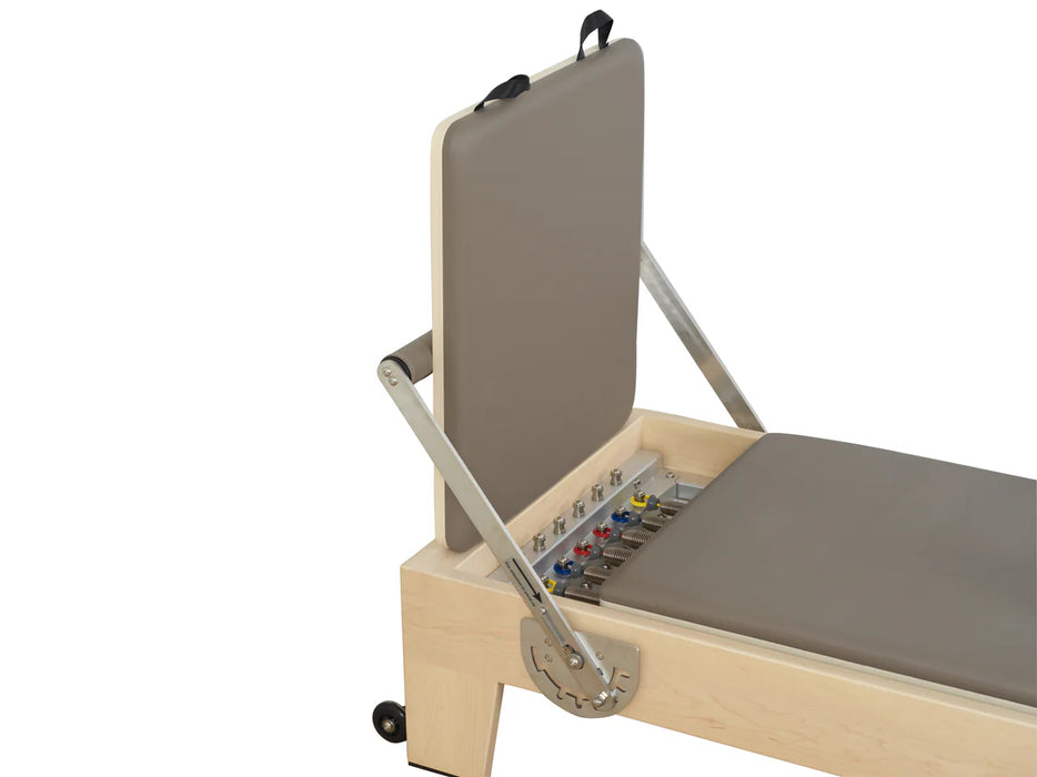 Altermed Elite Reformer® – Professionel Pilates Reformer i Ahorn